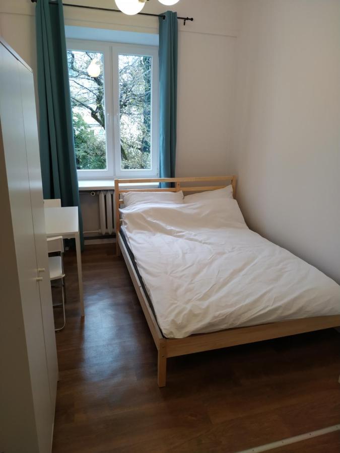Sanera Hostel Warschau Buitenkant foto